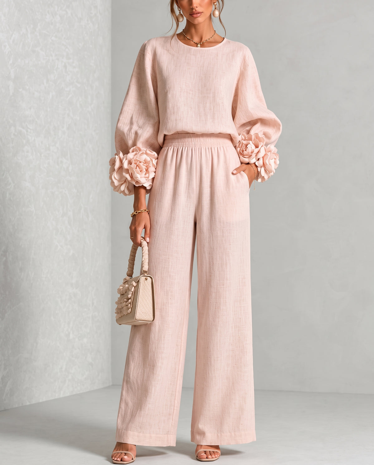 Ofelia | Combinado con puños florales y pantalones de pierna ancha.