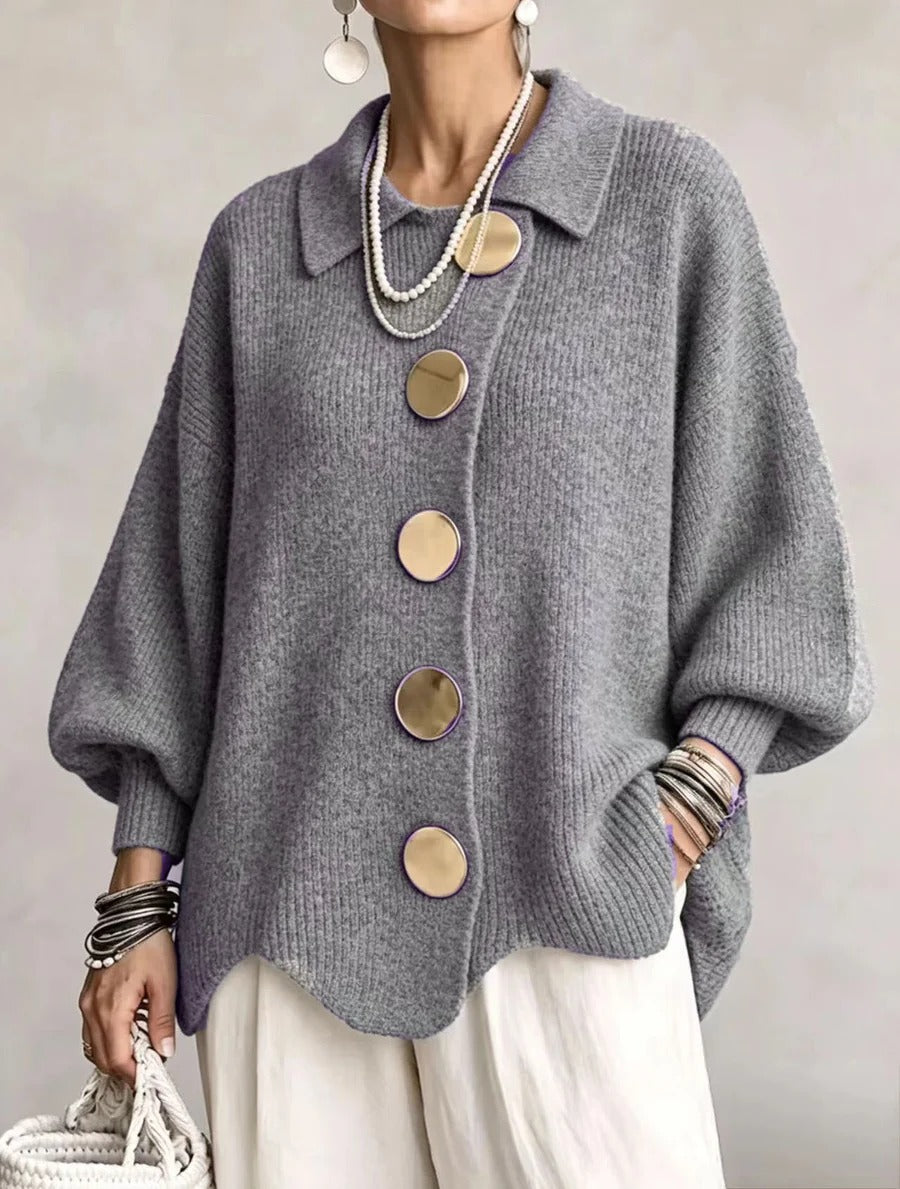Isidora | Cárdigan extragrande con cuello y grandes botones metálicos