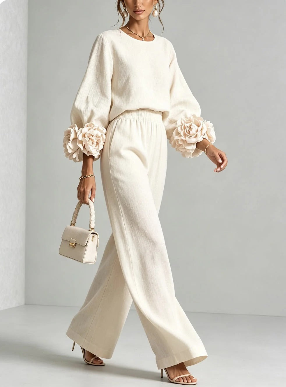 Ofelia | Combinado con puños florales y pantalones de pierna ancha.