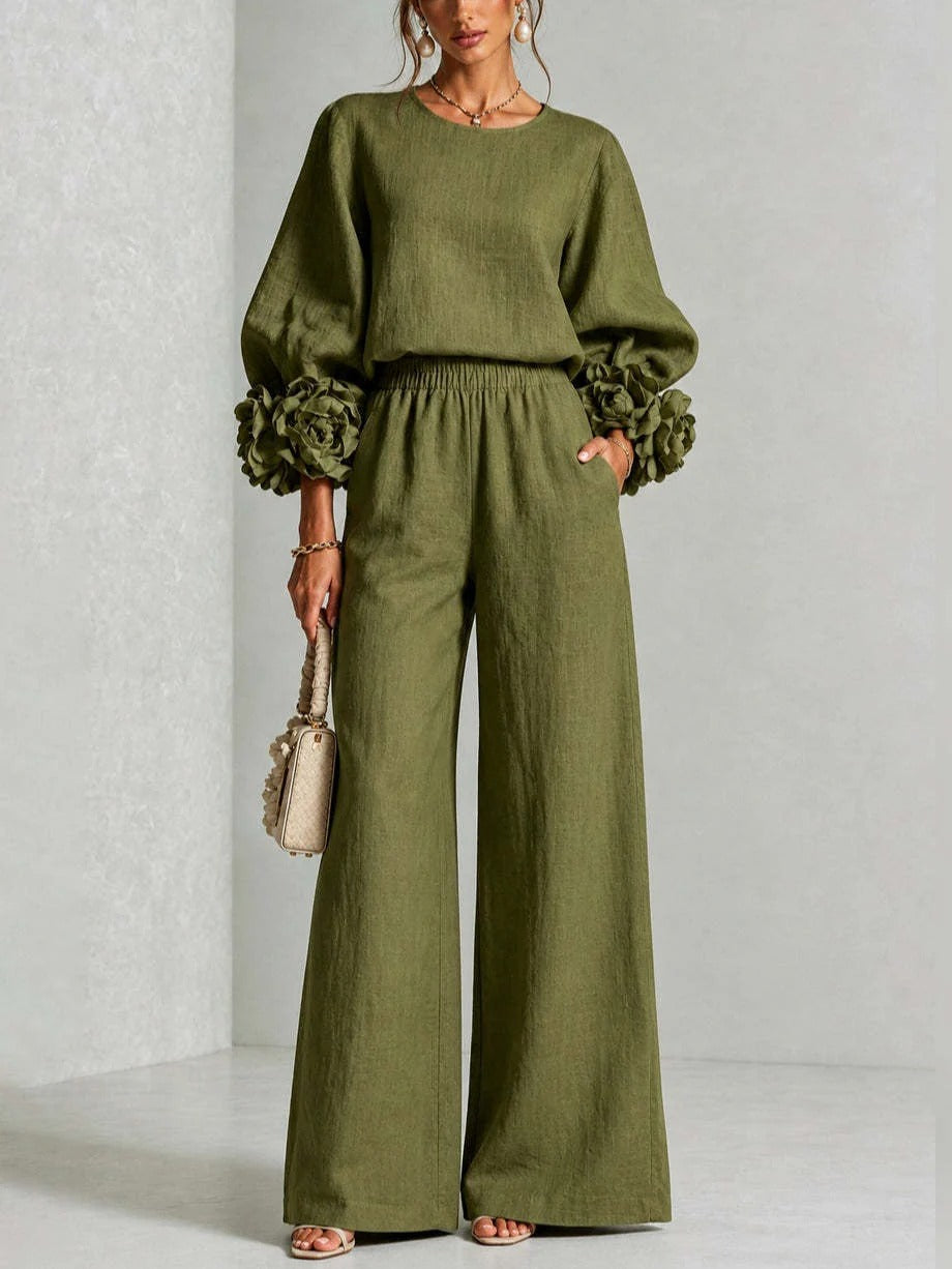 Ofelia | Combinado con puños florales y pantalones de pierna ancha.
